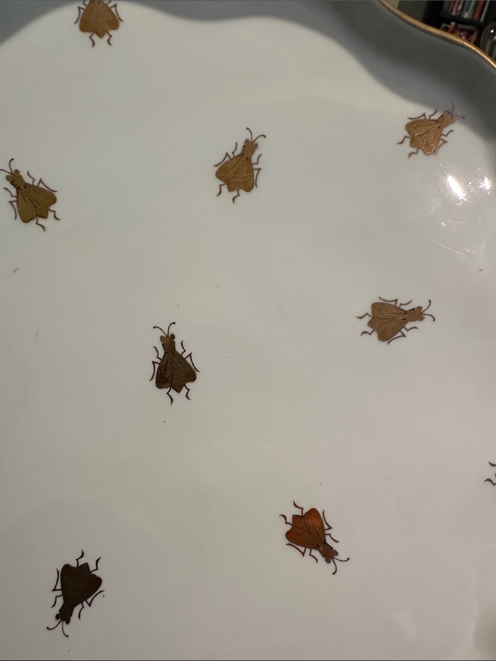 Serving tray, gold bees made in France Limoges